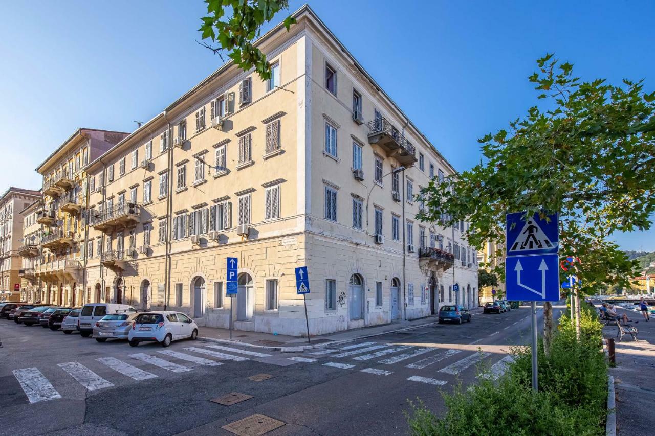 Galerija Leilighet Rijeka Eksteriør bilde