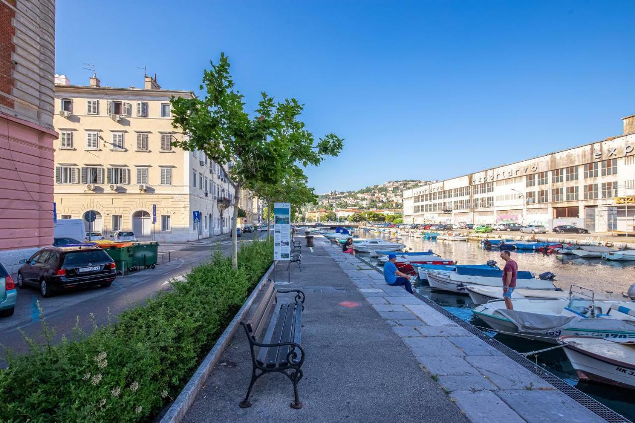 Galerija Leilighet Rijeka Eksteriør bilde